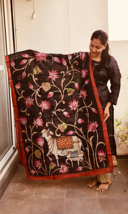 MULTIPLE COLOUR PICHWAI HAND BLOCK PAINTING OF NATHDWAR ON DESI TUSSAR SILK